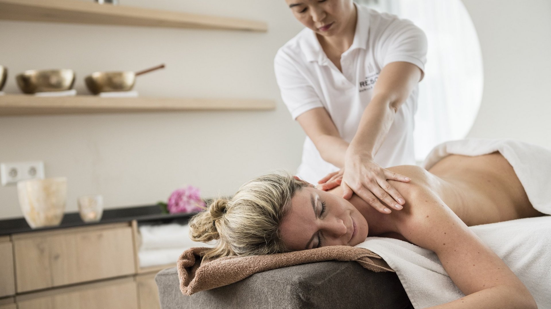 Professionelle Thai Massage im Schennaresort bei Meran